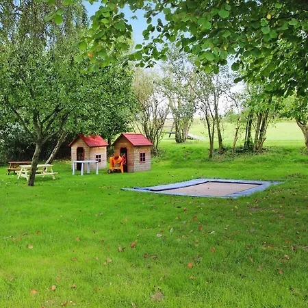 Xxl-haus Fuer Familien Und Gruppen Im Mueritz-nationalpark * Mirow